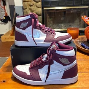 Nike Air Jordan 1 High OG Bordeaux Mens Shoes